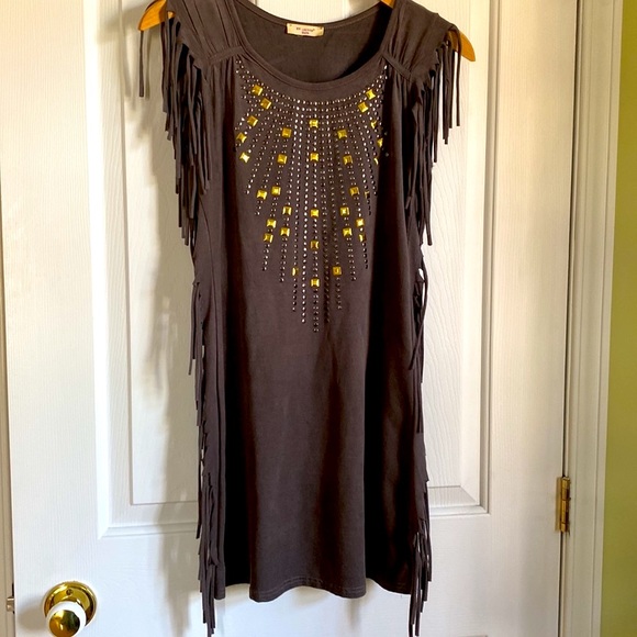 Sleeveless Fringed Tunic - Picture 3 of 8